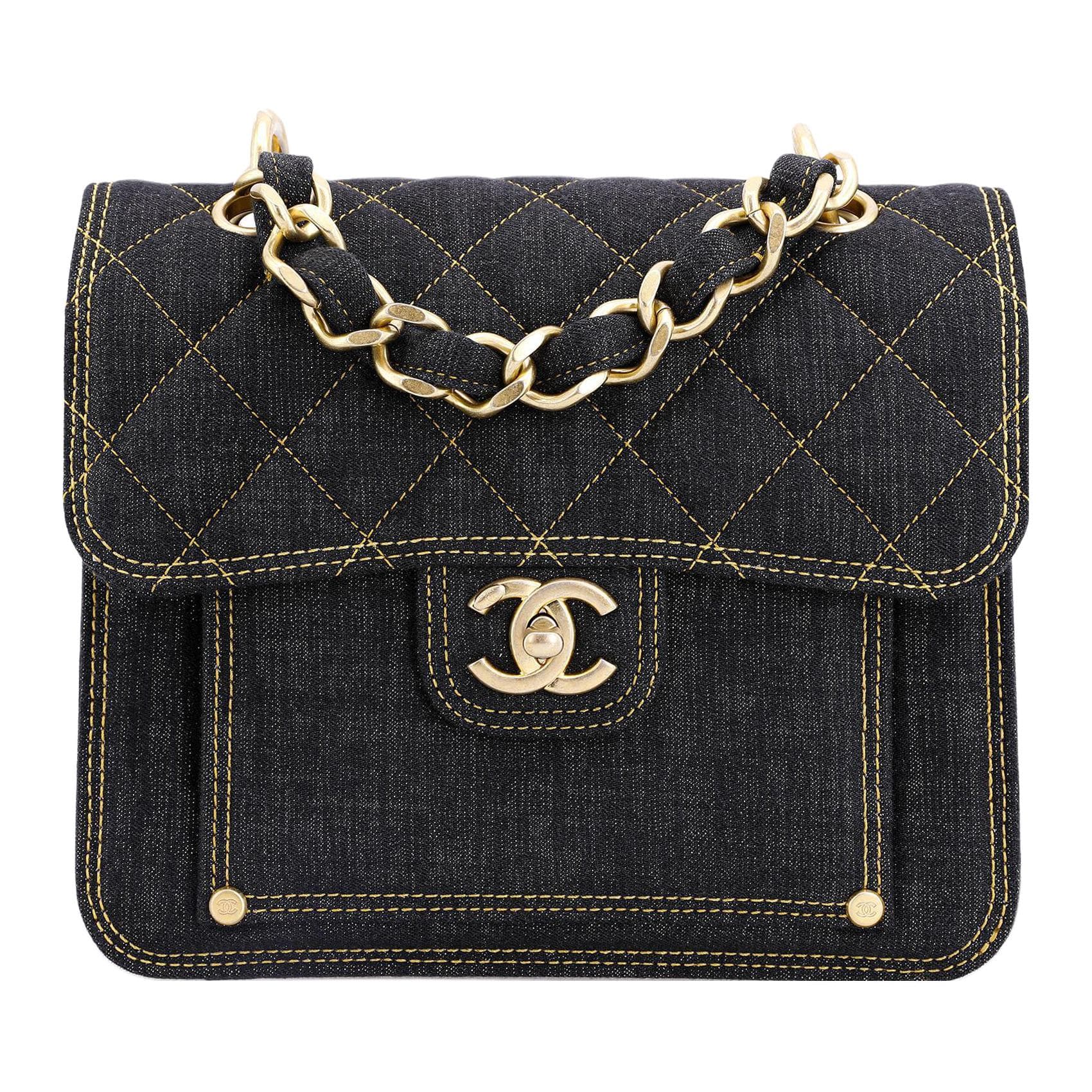 Сумка через плечо CHANEL 23S - изображение 1