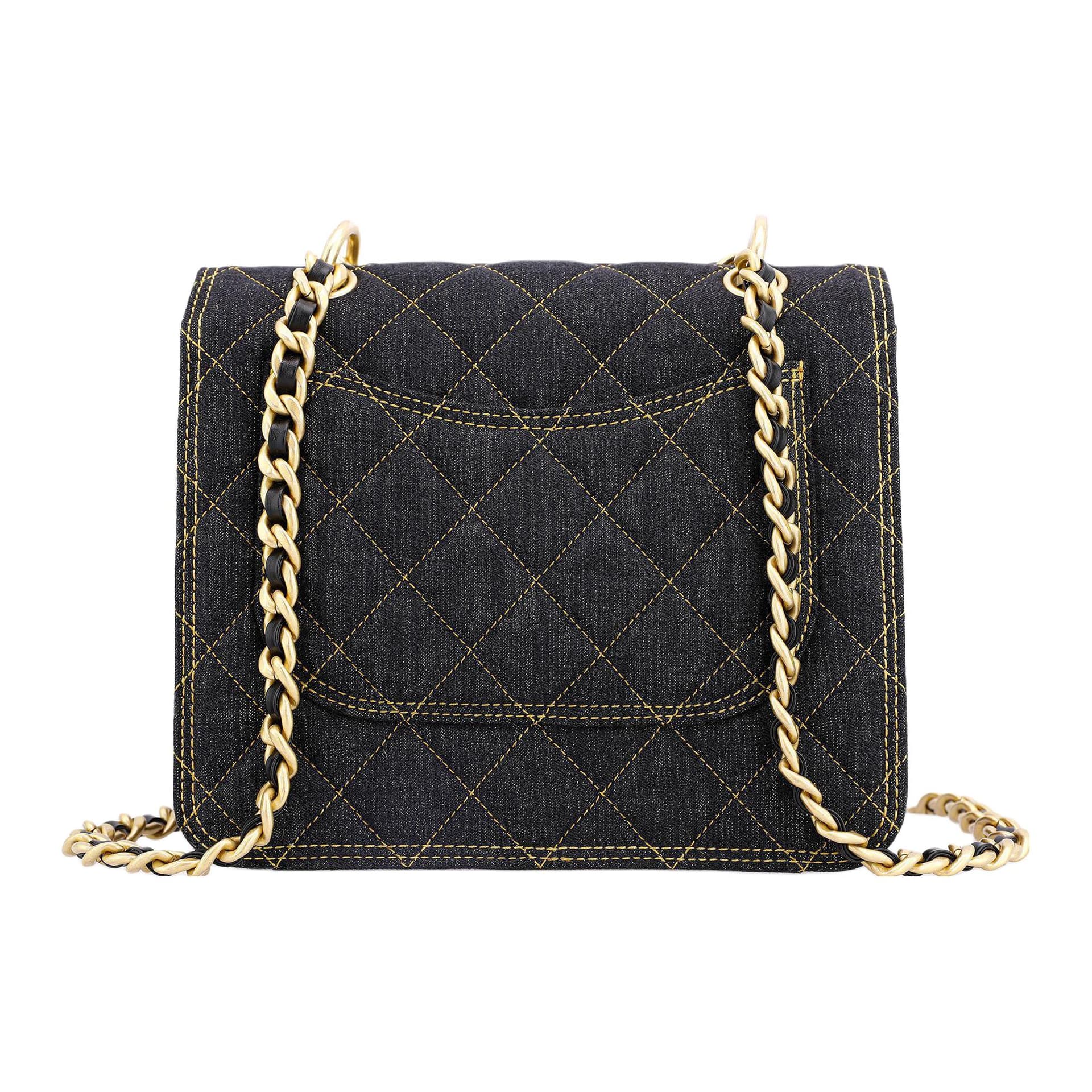 Сумка через плечо CHANEL 23S - изображение 3