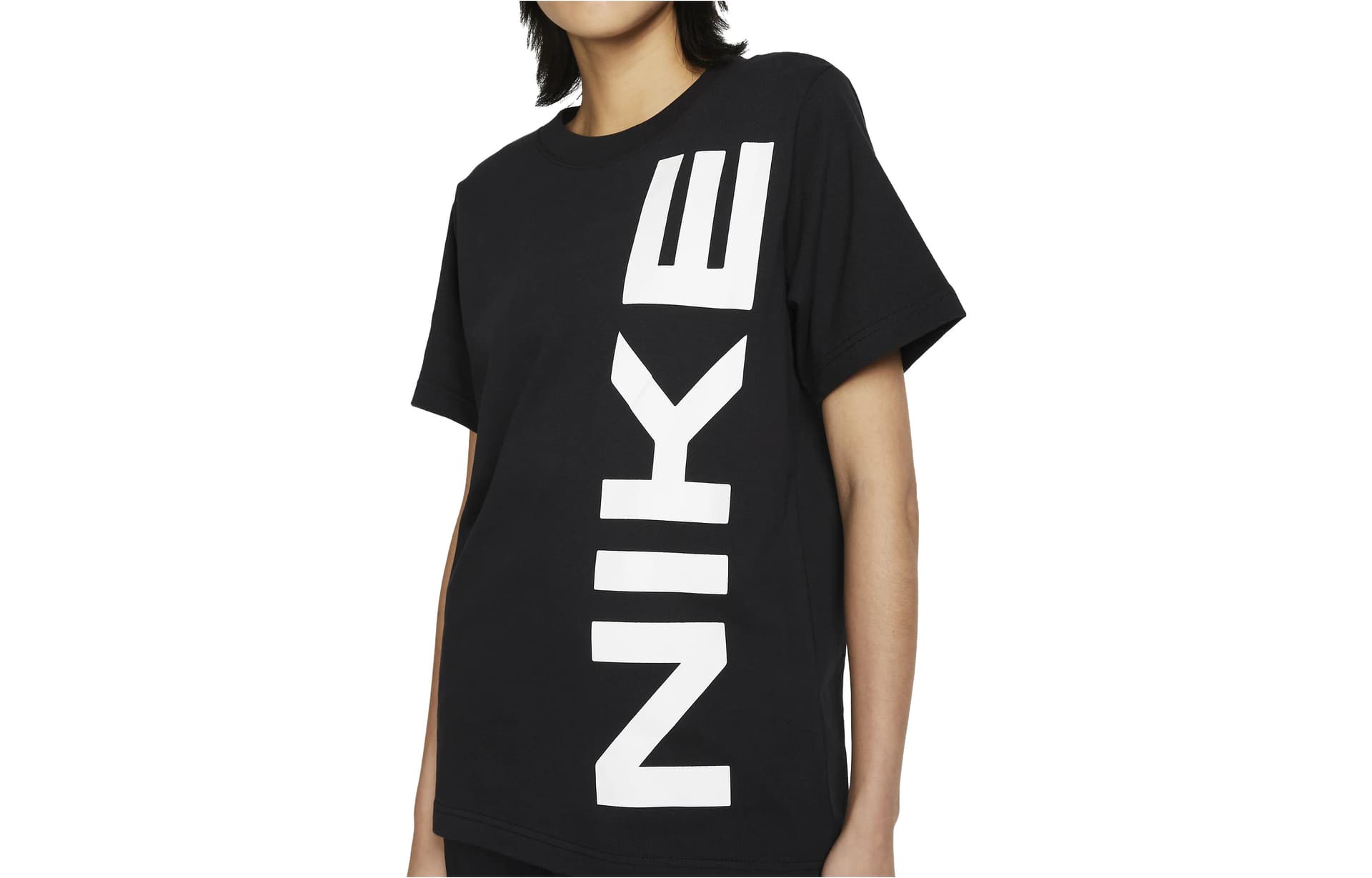 Футболка NIKE Черные Женские Футболки - изображение 1