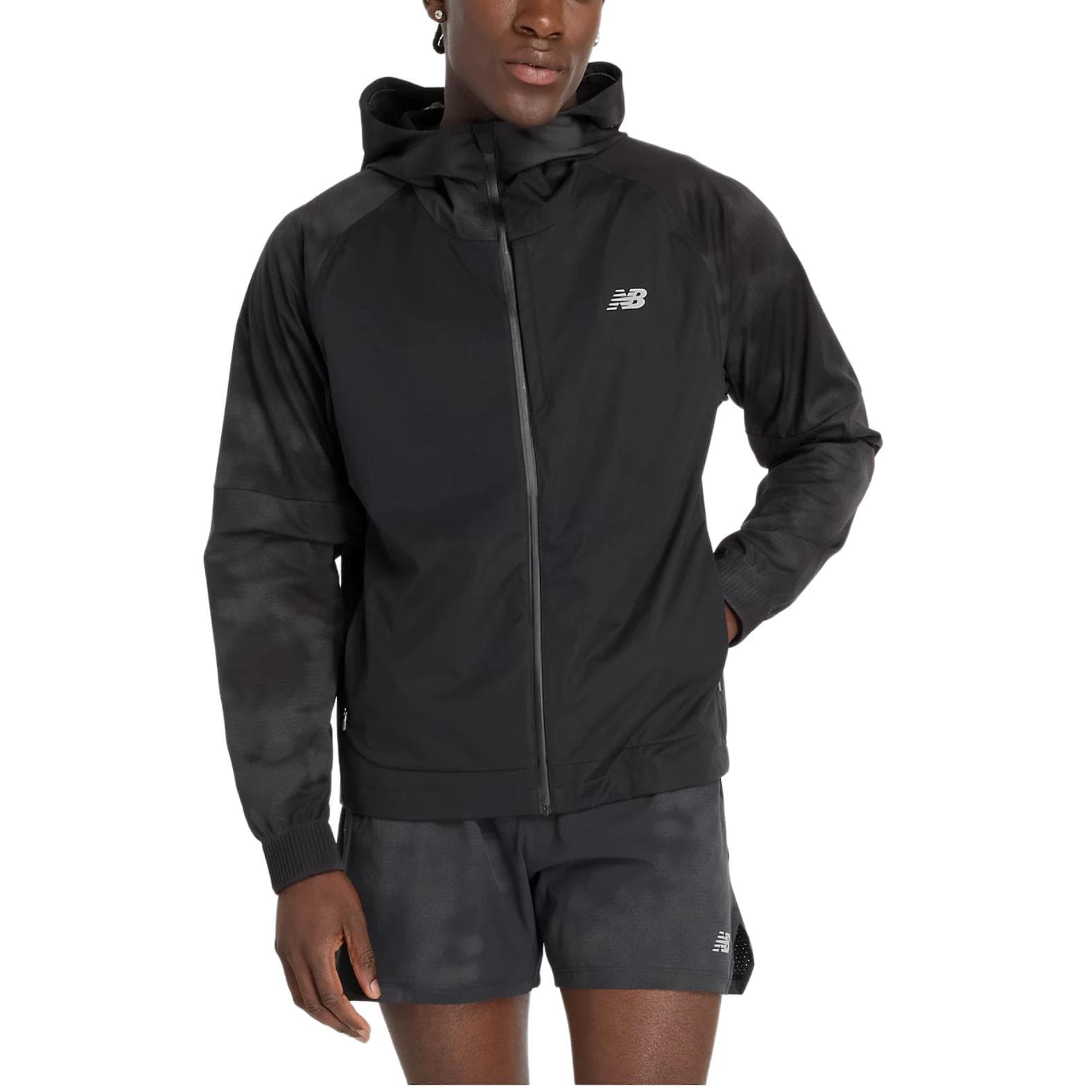 Куртка New Balance Seasonal Премиум Принт Куртки и Пальто Мужской Черный - изображение 1