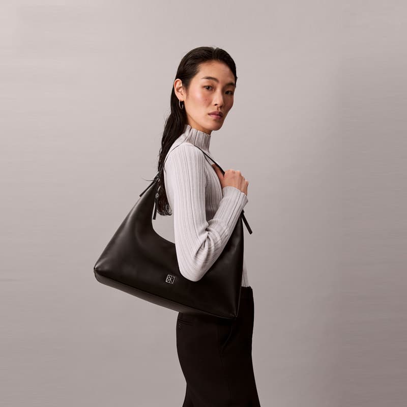 Мини-сумка Calvin Klein Сумка через плечо из коровьей кожи среднего размера женская цвет космический черный - изображение 7
