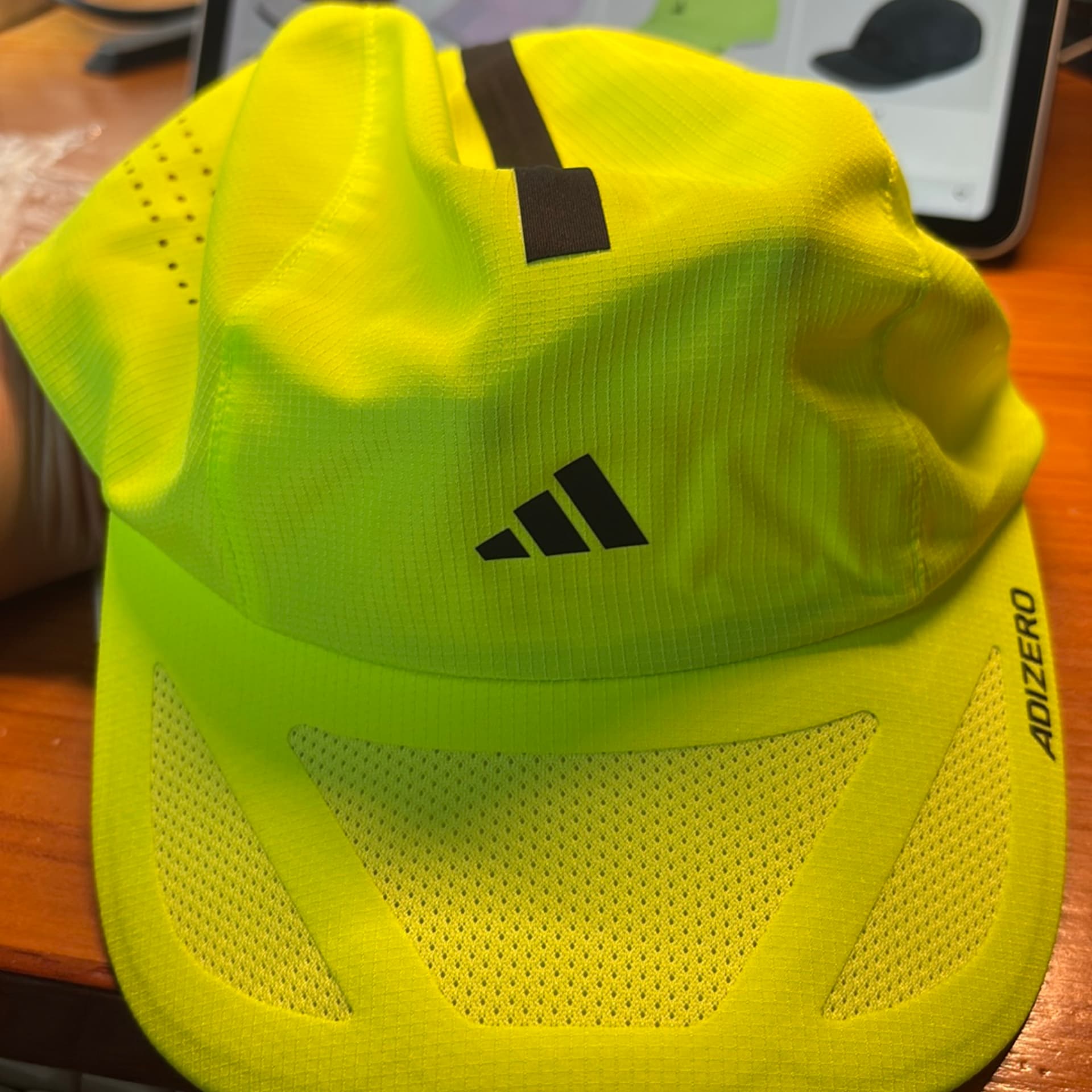 Кепка Adidas Переработанный полиэстер Кепки Женские Неон - изображение 2