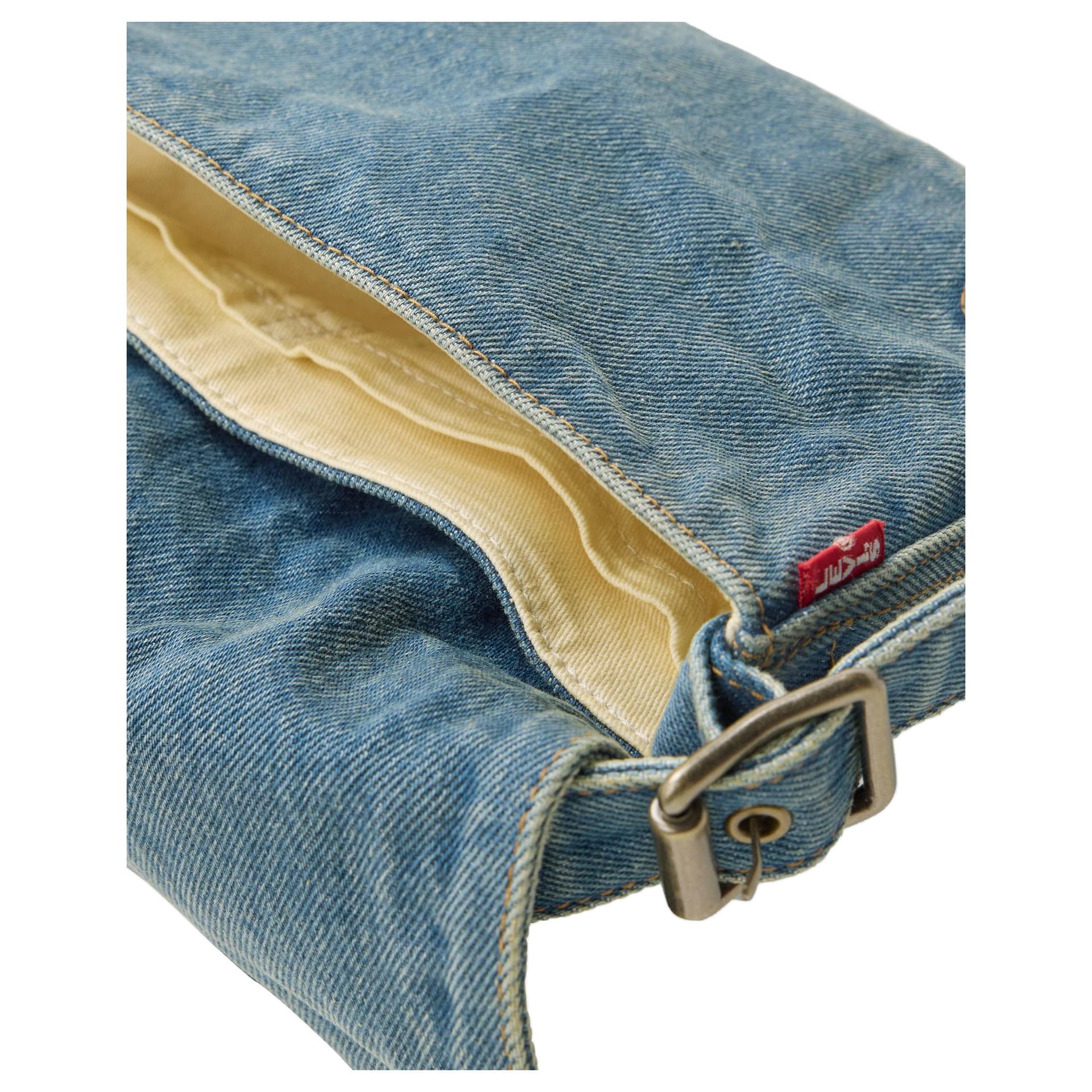 Мини-сумка levis BRANNAN - изображение 4