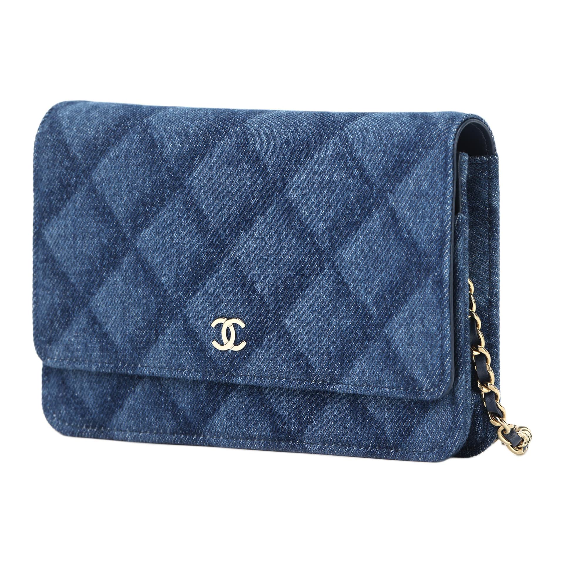 Сумка через плечо Chanel Denim Chain Print Bag - изображение 2