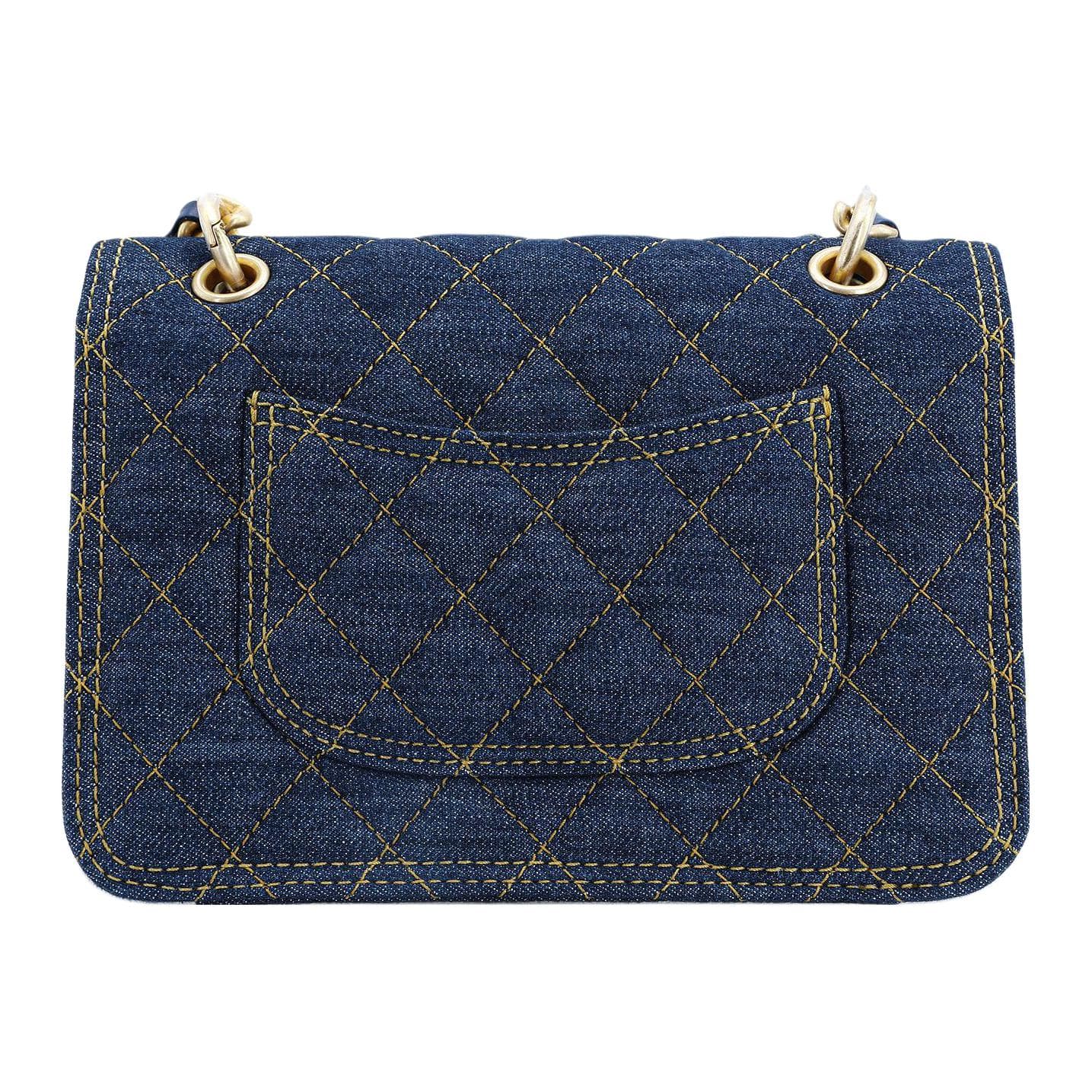 Сумка через плечо CHANEL Denim Chain Bag - изображение 3