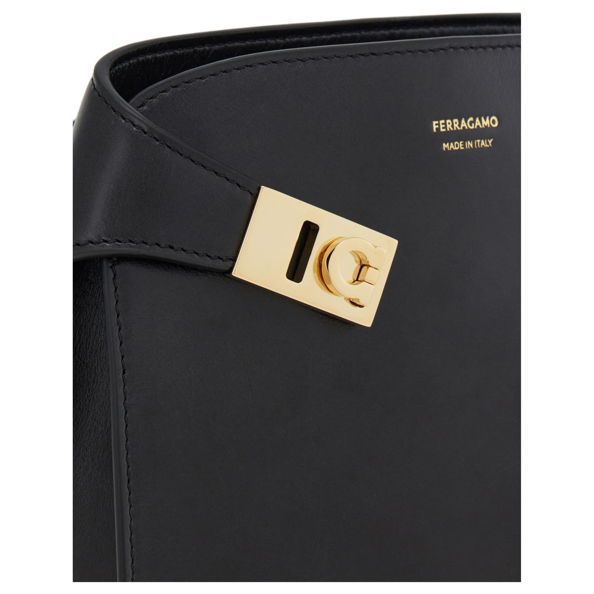 Поясная сумка FERRAGAMO Hug belt bag - изображение 5