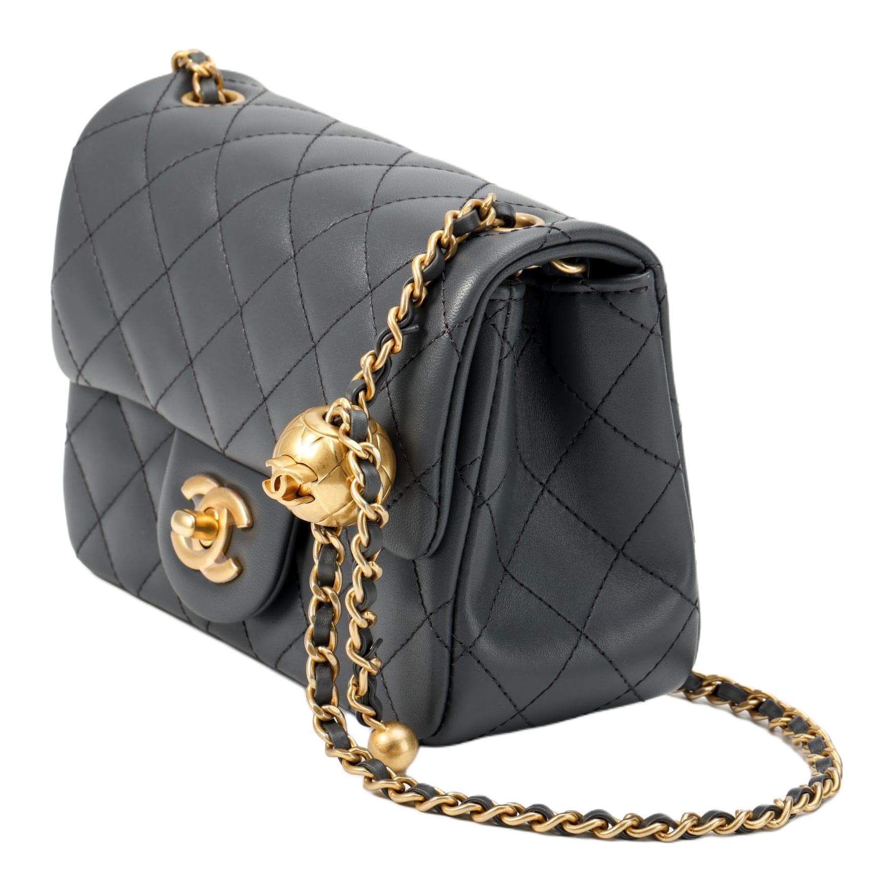 Сумка через плечо CHANEL 23K Small Gold Ball Flap Bag - изображение 2