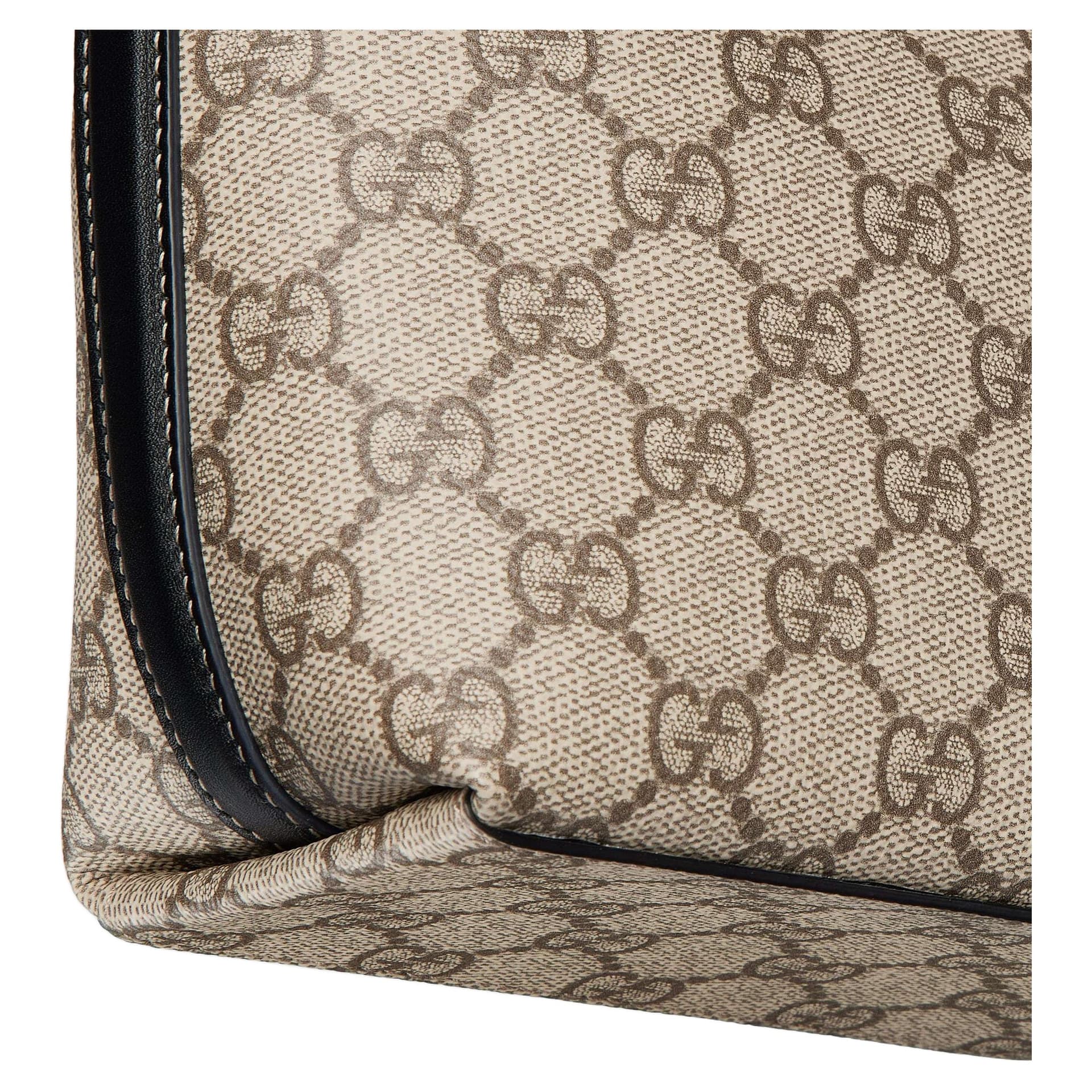 Сумка через плечо GUCCI GG Emblem - изображение 7