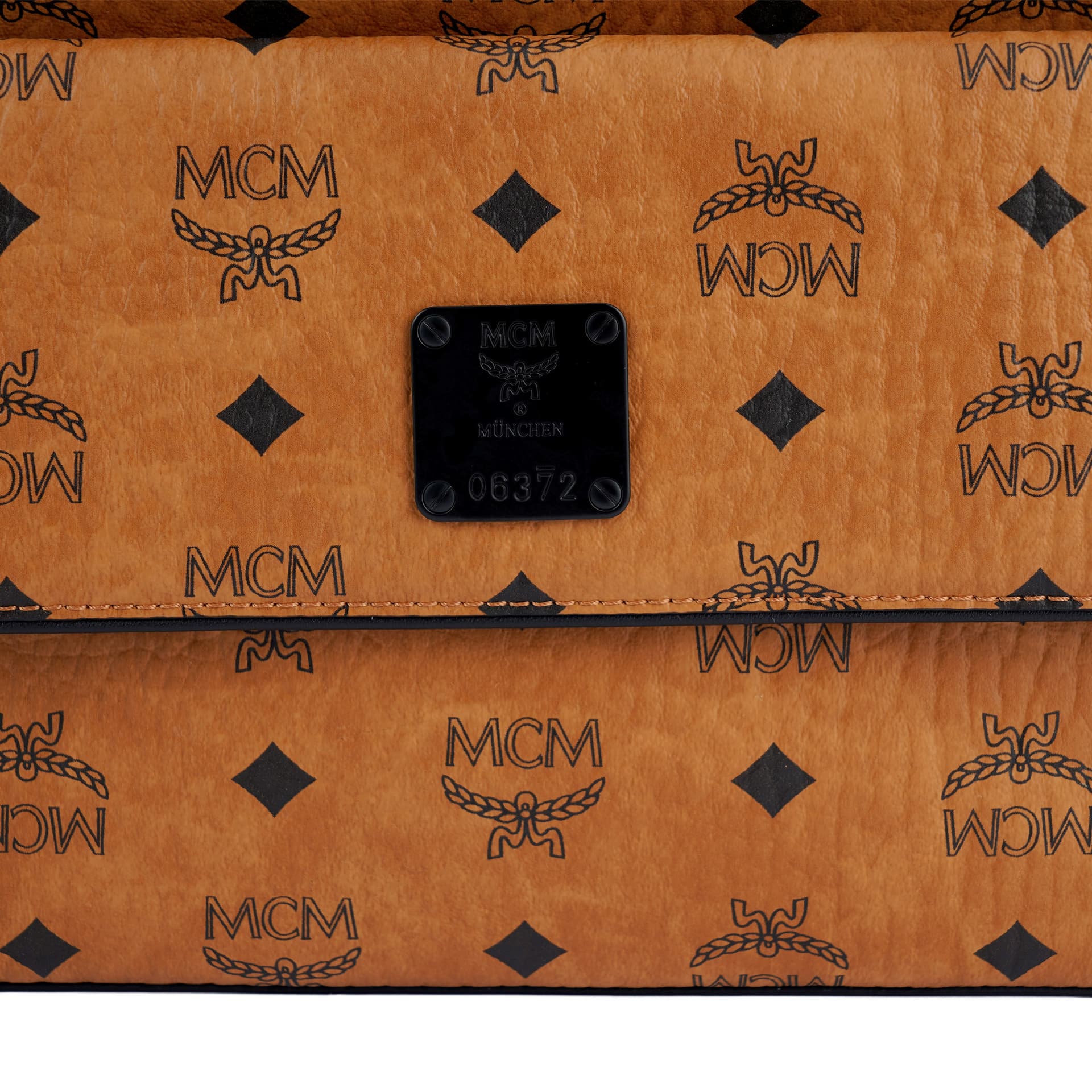 Сумка через плечо MCM Aren Visetos - изображение 5