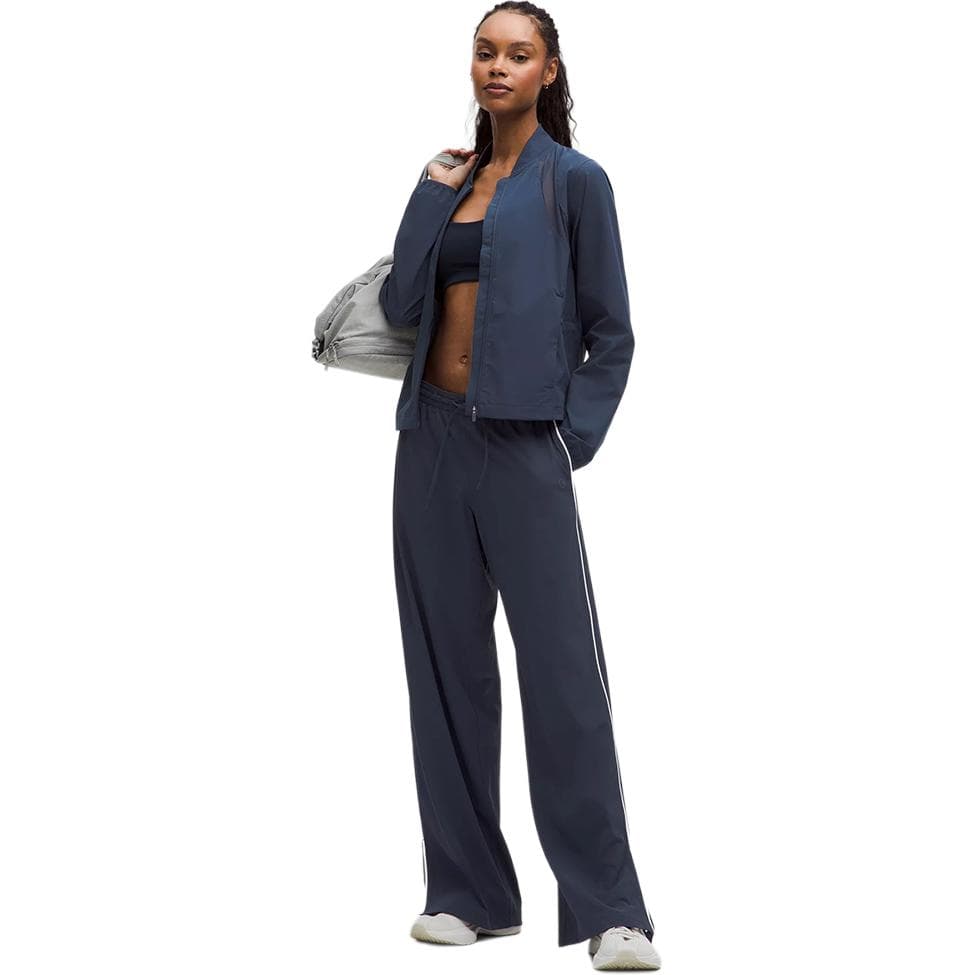 Куртка Lululemon Женские Куртки - изображение 3