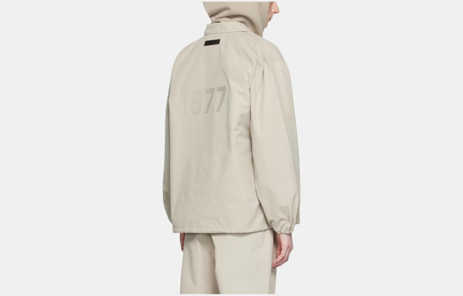 Куртка Fear of God Essentials FW22 Gray Drawstring Jacket Smoke - изображение 2