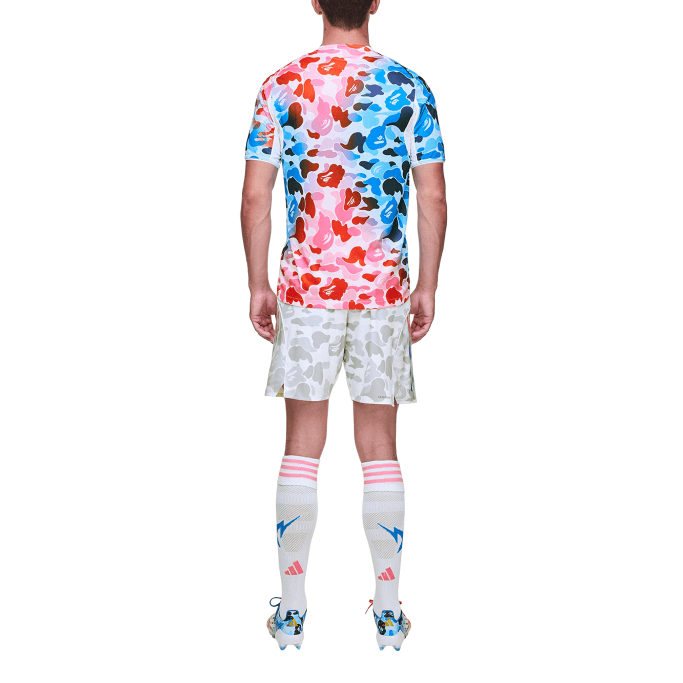 Тренировочные штаны adidas x A Bathing Ape FW25 Shorts - изображение 6