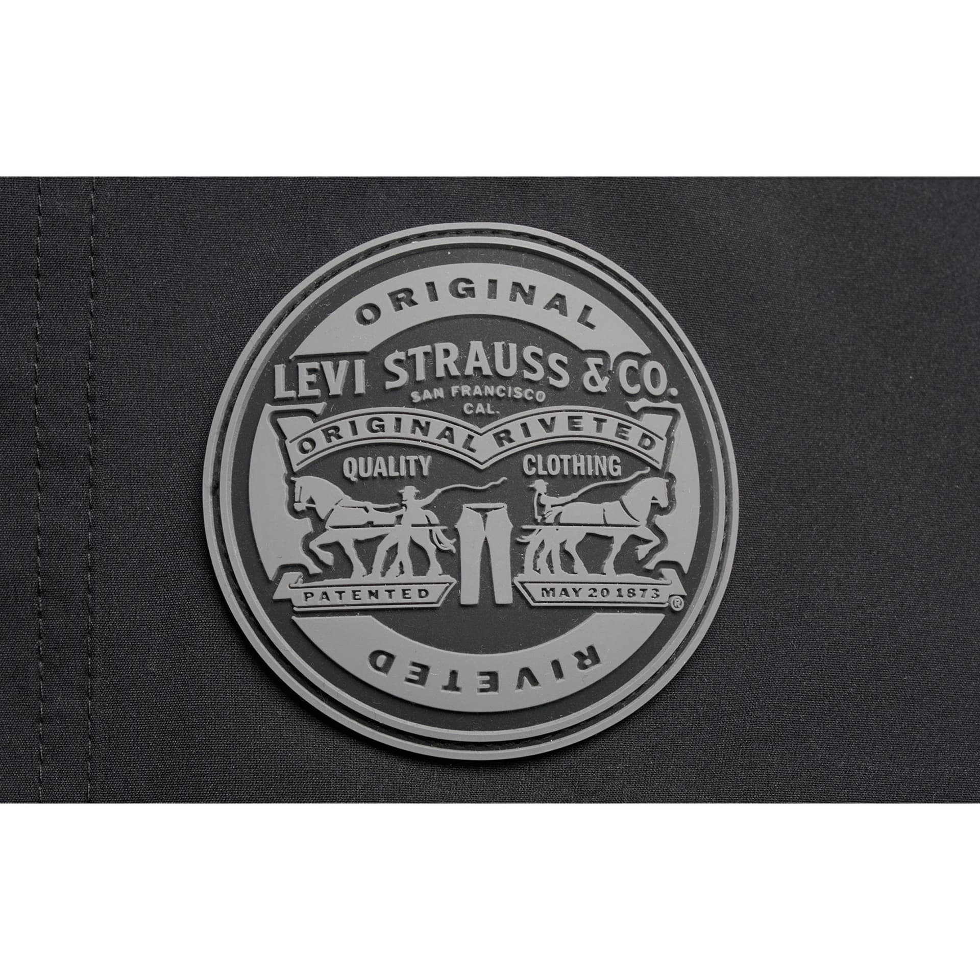 Зимняя куртка Levi's 25FW - изображение 2