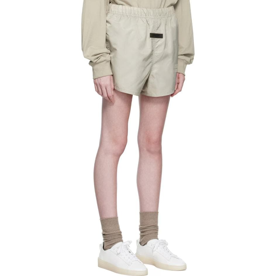 Шорты Fear of God Essentials FW22 Nylon Running Shorts Smoke Logo - изображение 4