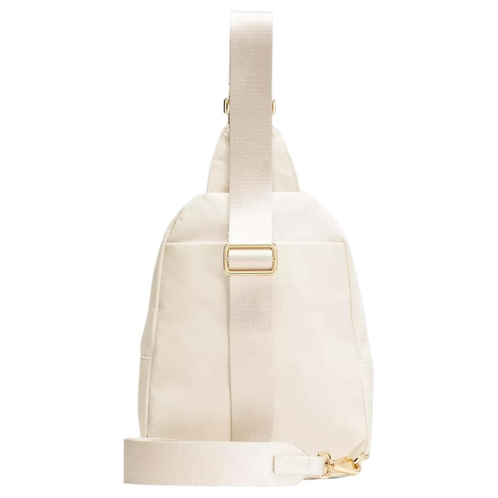 Нагрудная сумка lululemon Everywhere 4.2L - изображение 2