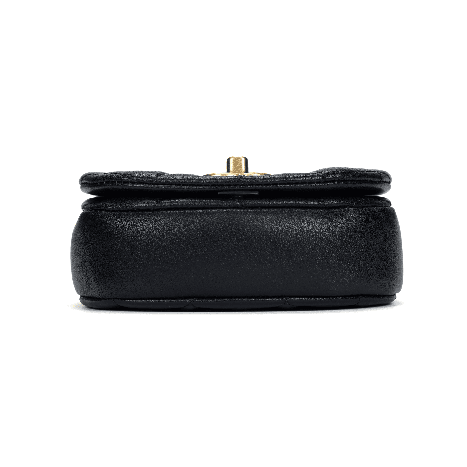Сумка через плечо CHANEL 21B Shell Saddle Bag Black - изображение 4