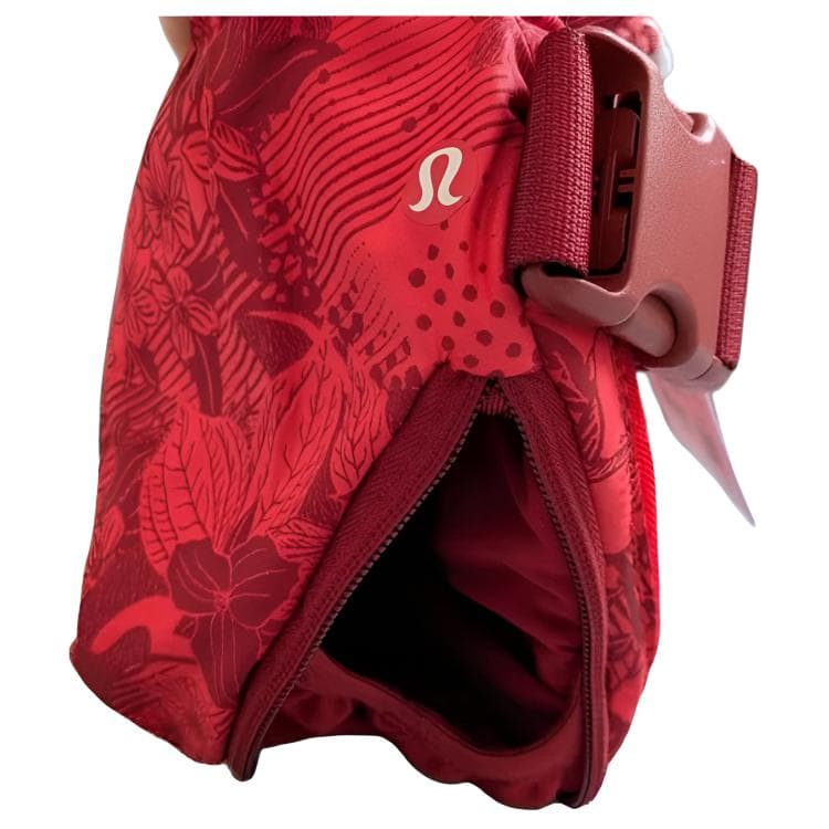 Сумка через плечо lululemon 3L Logo - изображение 2