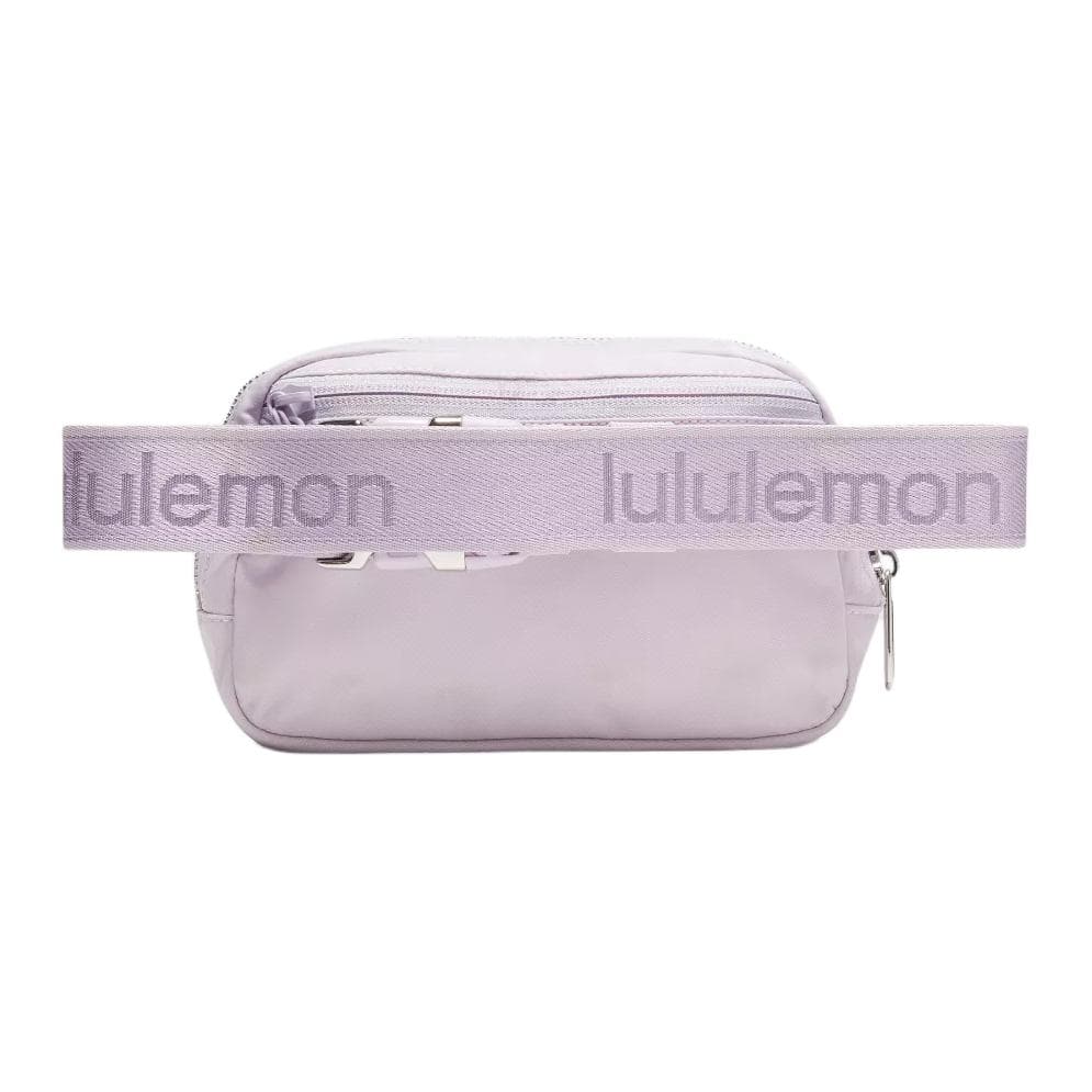 Поясная сумка lululemon Everywhere 1L - изображение 2