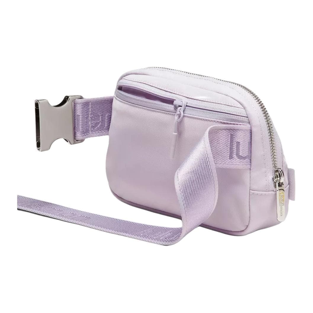 Поясная сумка lululemon Everywhere 1L - изображение 3