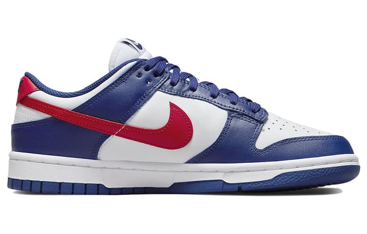 Кроссовки Nike Dunk Low "White and University Red" — фото 2