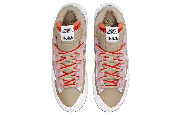 Кроссовки Sacai x KAWS x Nike Blazer Low Reed - изображение 4