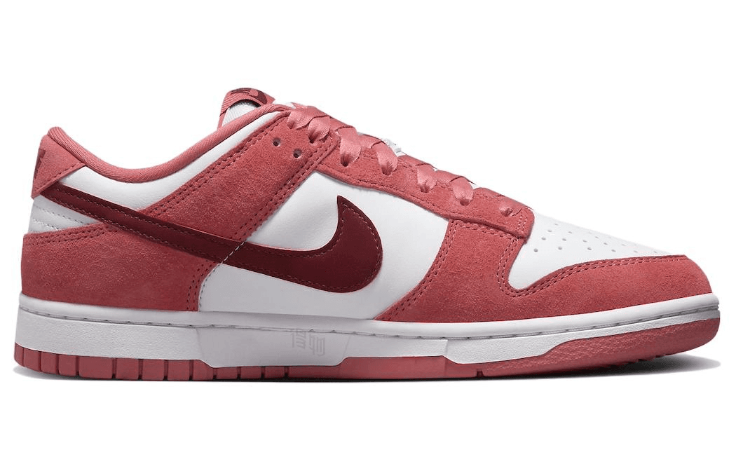 Кроссовки Nike Dunk Low WMNS "Valentine's Day" — фото 2