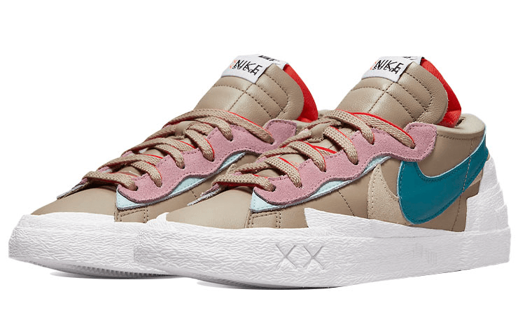 Кроссовки Sacai x KAWS x Nike Blazer Low Reed - изображение 3