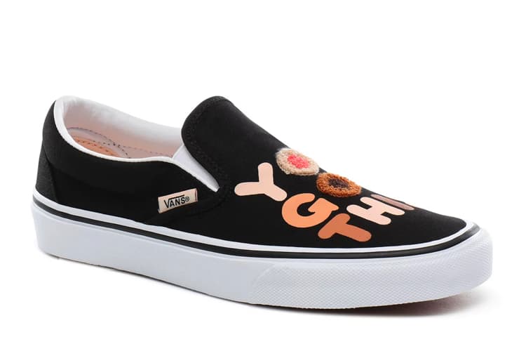 Кроссовки Vans Slip-On Breast Cancer Awareness Classic - изображение 3