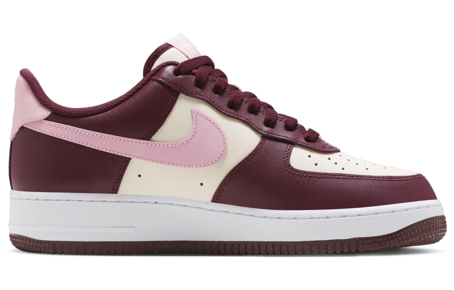 Кроссовки Nike Air Force 1 Low '07 "Valentine's Day Flowers" — фото 2
