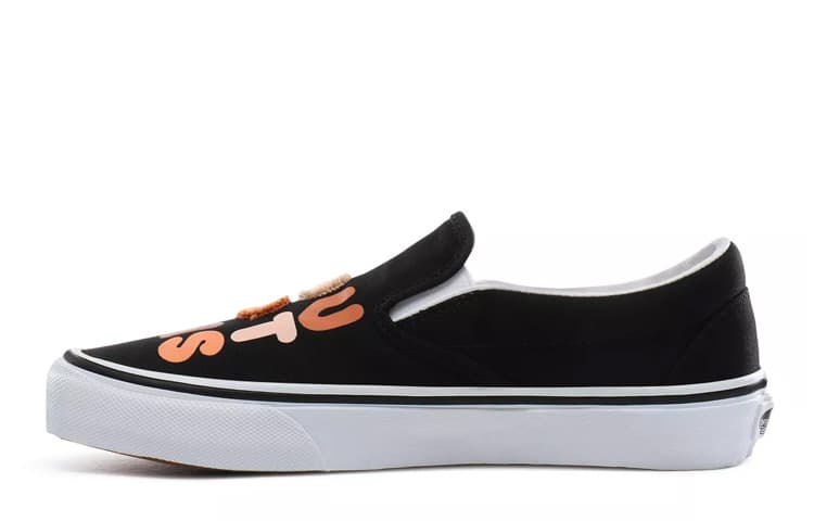Кроссовки Vans Slip-On Breast Cancer Awareness Classic - изображение 1