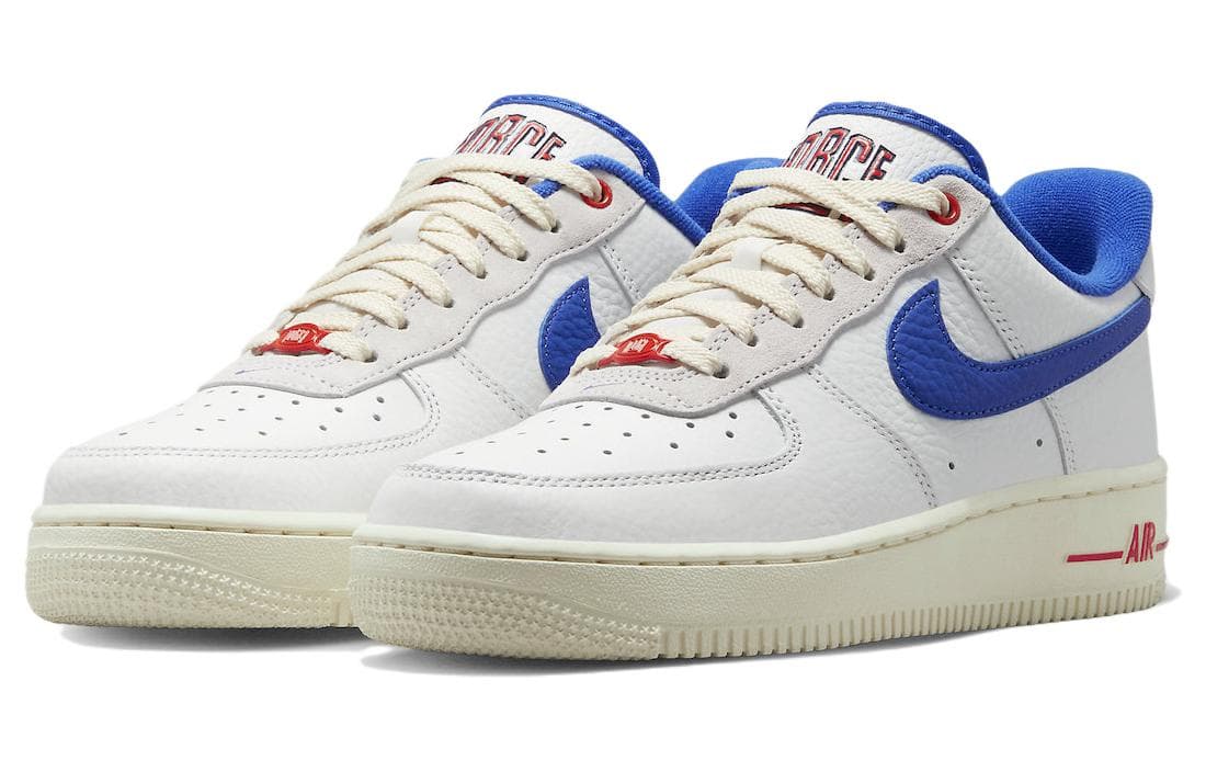 Кроссовки Nike Air Force 1 Low "University Blue and Summit White" — фото 3