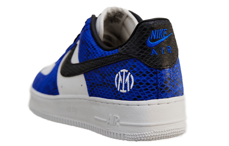 Кроссовки Nike Air Force 1 Inter Milan Snakeprint — фото 3