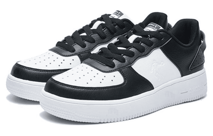 Кроссовки Jordan - изображение 3