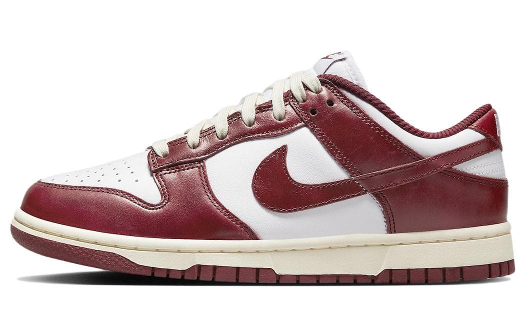 Кроссовки Nike Dunk Low PRM "Team Red"