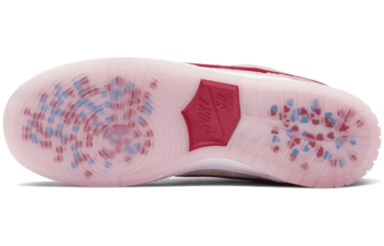 Кроссовки Nike Dunk SB Pro QS Valentine's Day - изображение 6