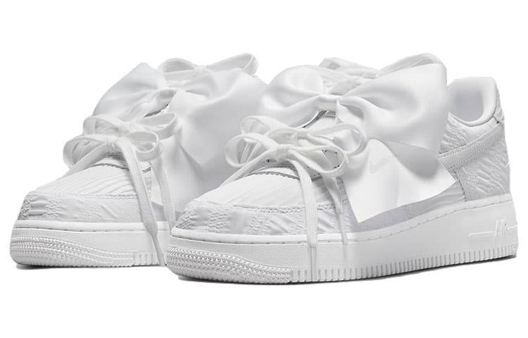 Кроссовки Nike Air Force 1 LX "Triple White" - изображение 3