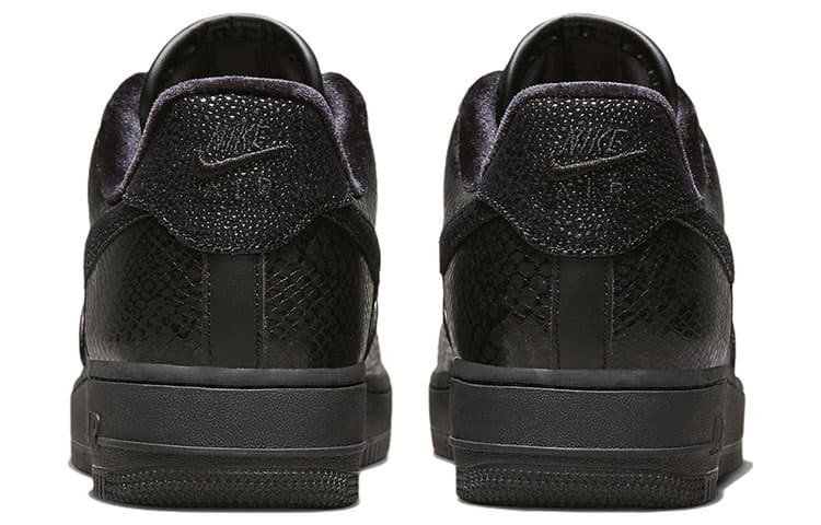 Кроссовки Nike Air Force 1 Low 07 LX "Breakthrough" Black Gold — фото 5