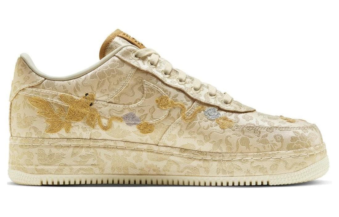 Кроссовки Nike Air Force 1 Low Valentine's Gold - изображение 2
