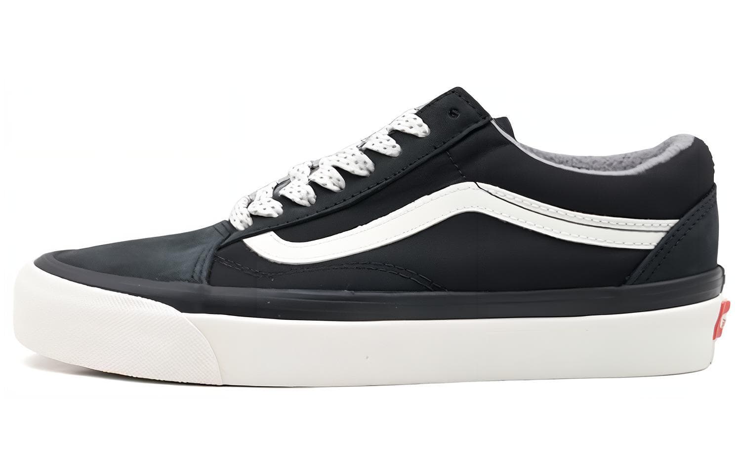 Кроссовки Vans Old Skool 36 DX - изображение 1
