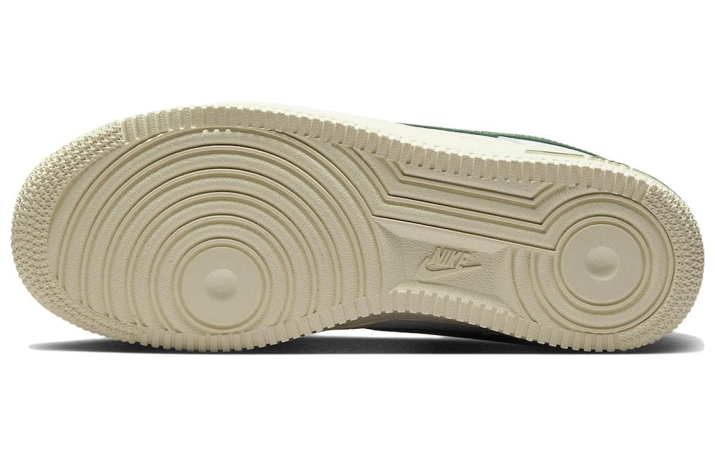 Кроссовки Nike Air Force 1 Low "Summit White and Gorge Green" — фото 6