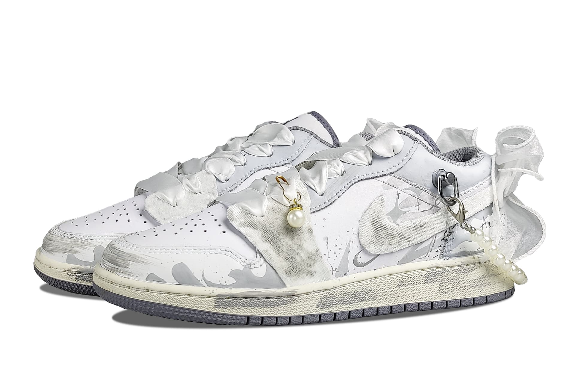 Кроссовки Jordan Air Jordan 1 - изображение 3