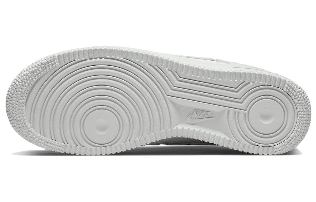 Кроссовки Nike Air Force 1 Low '07 ESS "White Paisley" — фото 6