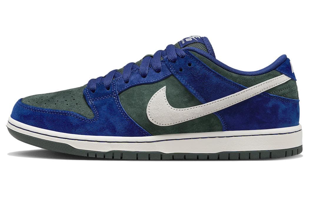 Кроссовки Nike Dunk SB "Deep Royal Blue"