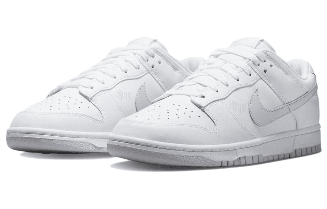 Кроссовки Nike Dunk Low "Pure Platinum" — фото 3