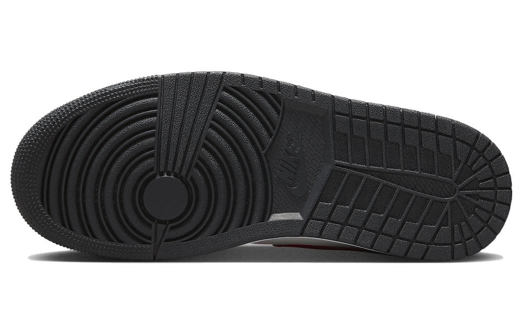 Ретро баскетбольные кроссовки Jordan Air Jordan 1 Mid WMNS "Black Toe" - изображение 5