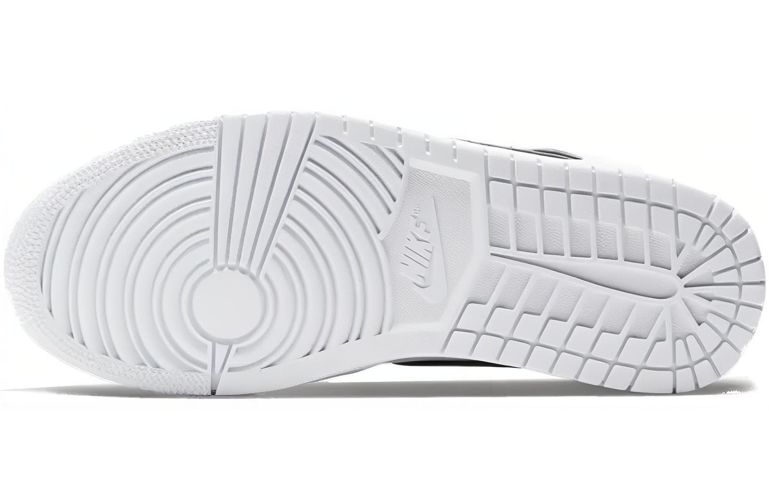 Ретро баскетбольные кроссовки Jordan Air Jordan 1 Mid SE - изображение 6