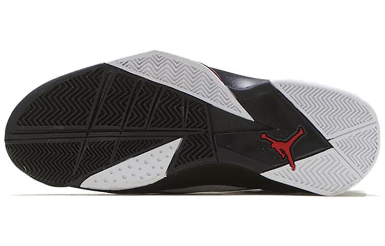 Ретро баскетбольные кроссовки Jordan Air Jordan 7 True Flight - изображение 4