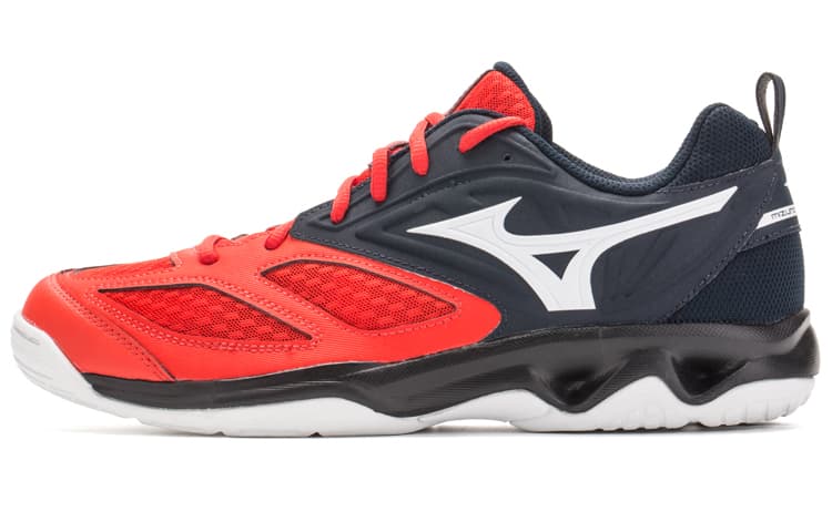 Кроссовки для спортзала Mizuno Dynablite Black Red White - изображение 1