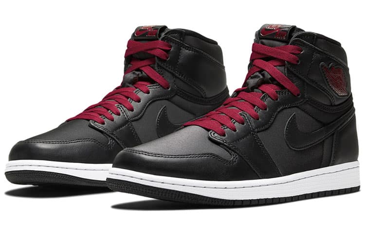 Ретро баскетбольные кроссовки Jordan Air Jordan 1 Retro High OG "Black Satin" - изображение 3