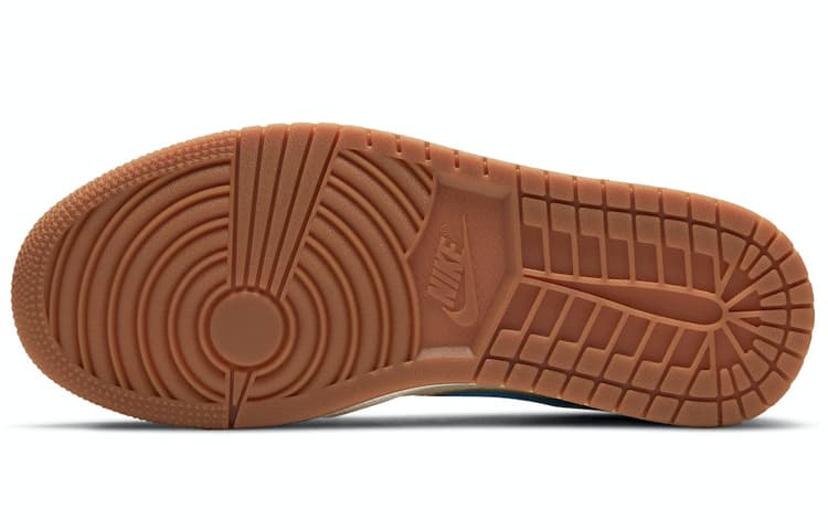 Ретро баскетбольные кроссовки Jordan Air Jordan 1 Mid SE - изображение 6